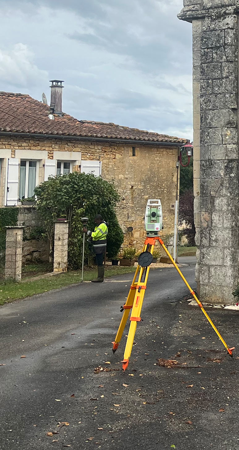 l'AB6 Géomètres-experts en Charente